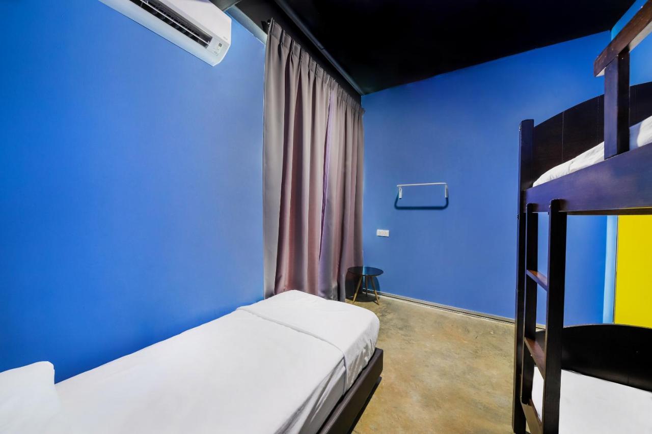 Hotel Spot On 89956 The Blue 2*